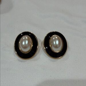 Monet Black and Gold Pearl Earrings